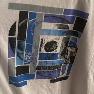 Robert Graham White and Blue Graphic Tee